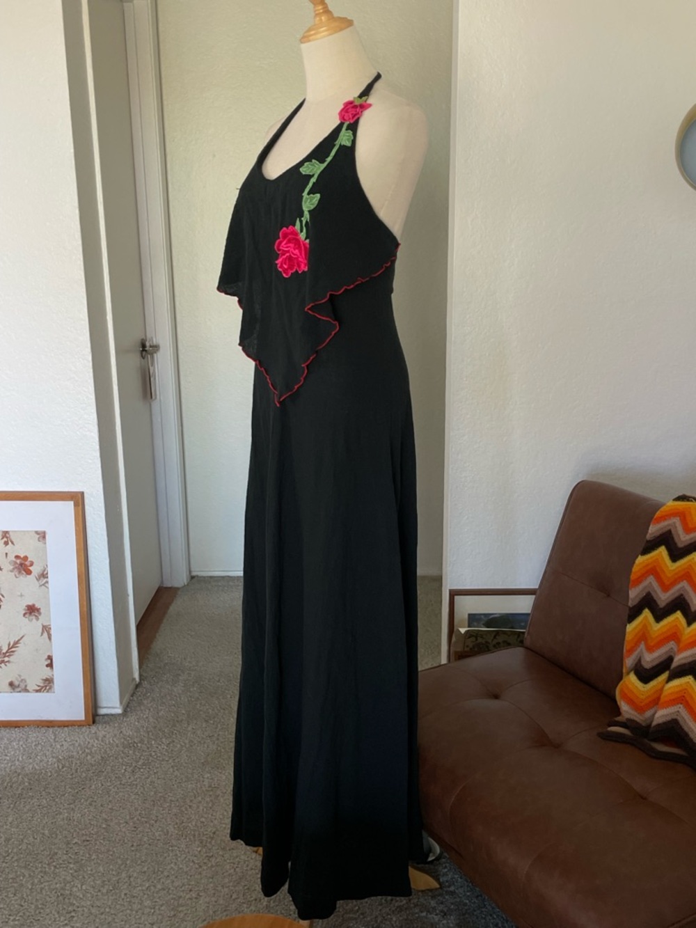 Vintage 1970s Young Edwardian by Anpeja Boho Rose Floral Halter Dress - Picture 4 of 8